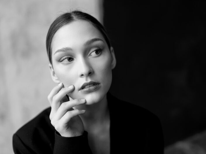 Sesja portretowa Izy w Studiu Kapsel